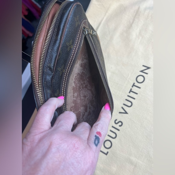 Authentic Louis Vuitton Clutch - Picture 12 of 12